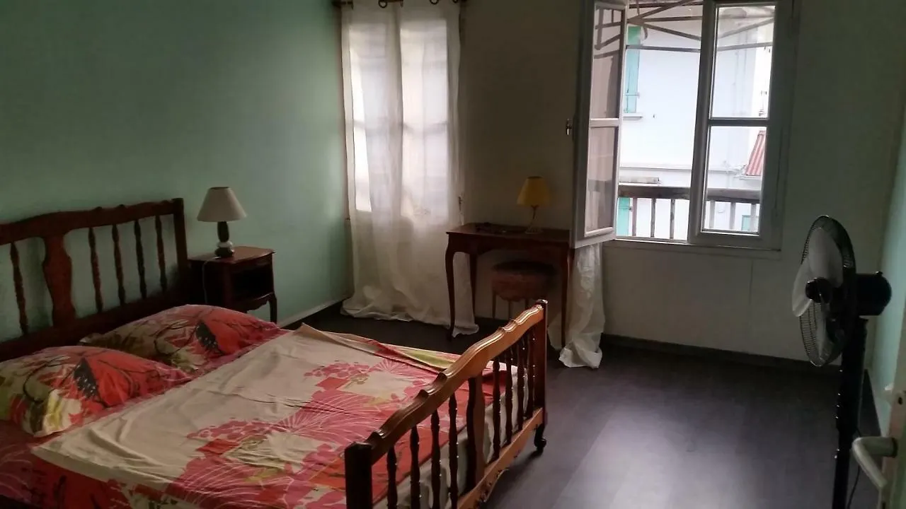 Guest house Chambre D'Hote A Saint-Pierre